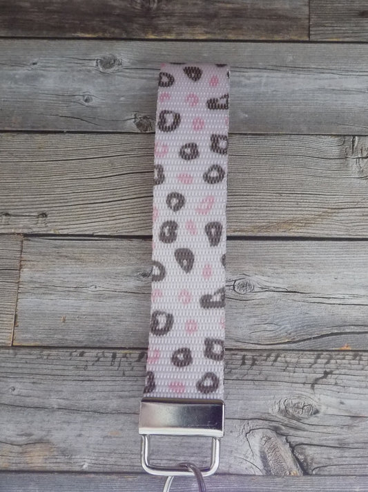 Keychain Wristlet - Pink Leopard Print 6