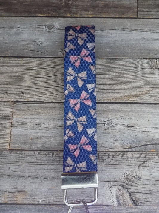 Keychain Wristlet - Back to School Bows 1